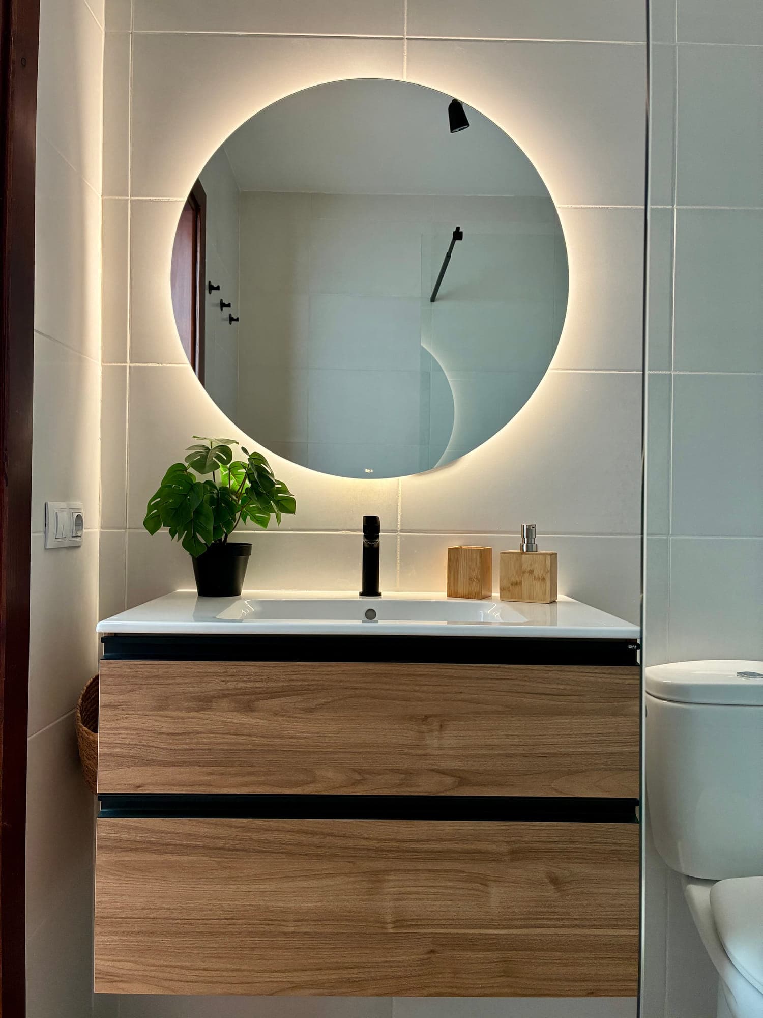 Bluebird Home bathroom